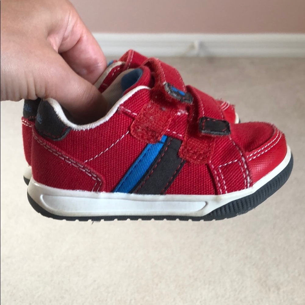 Surprize baby shoes